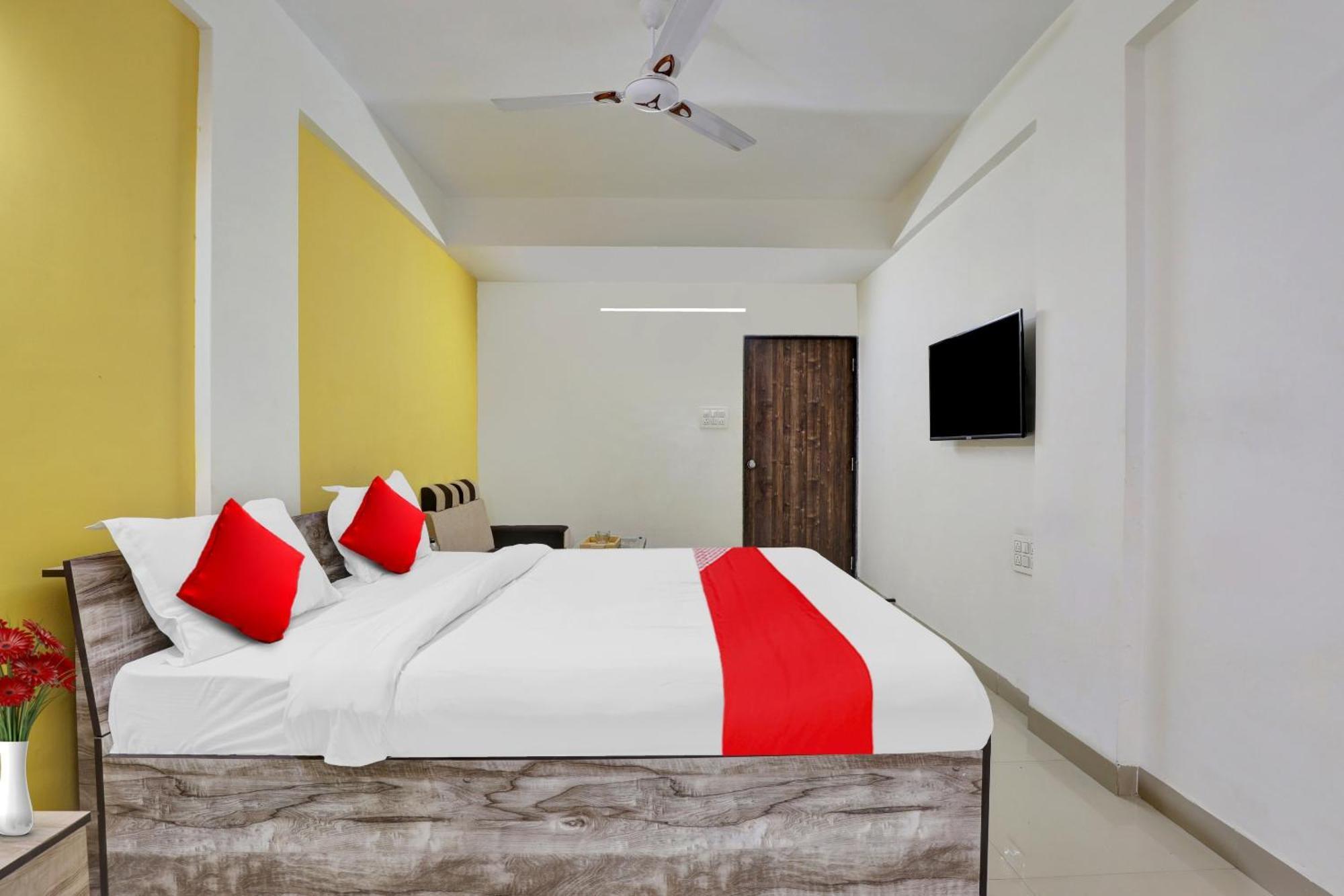 Fabhotel Relax กันตินาการ์ ภายนอก รูปภาพ
