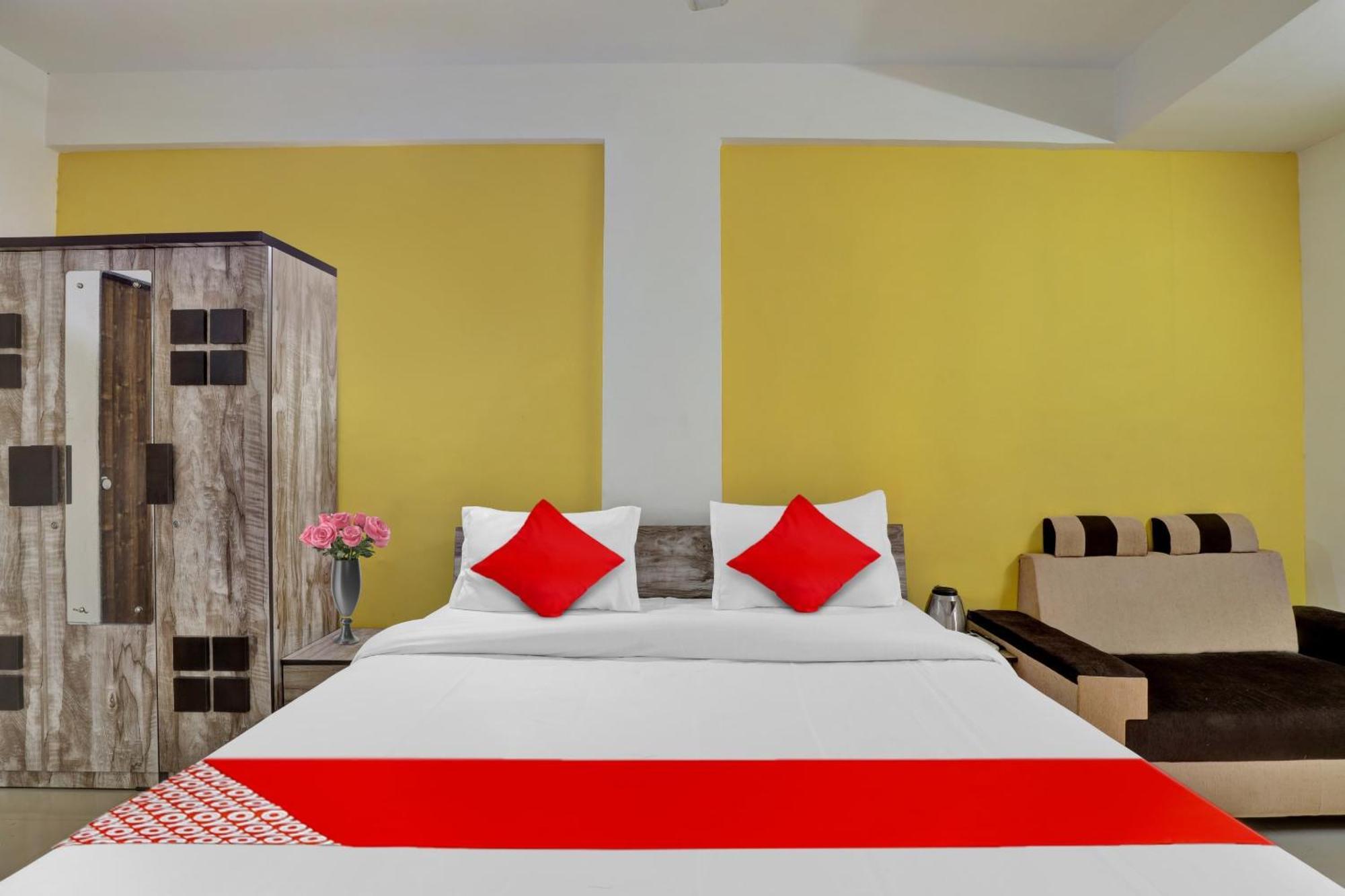 Fabhotel Relax กันตินาการ์ ภายนอก รูปภาพ