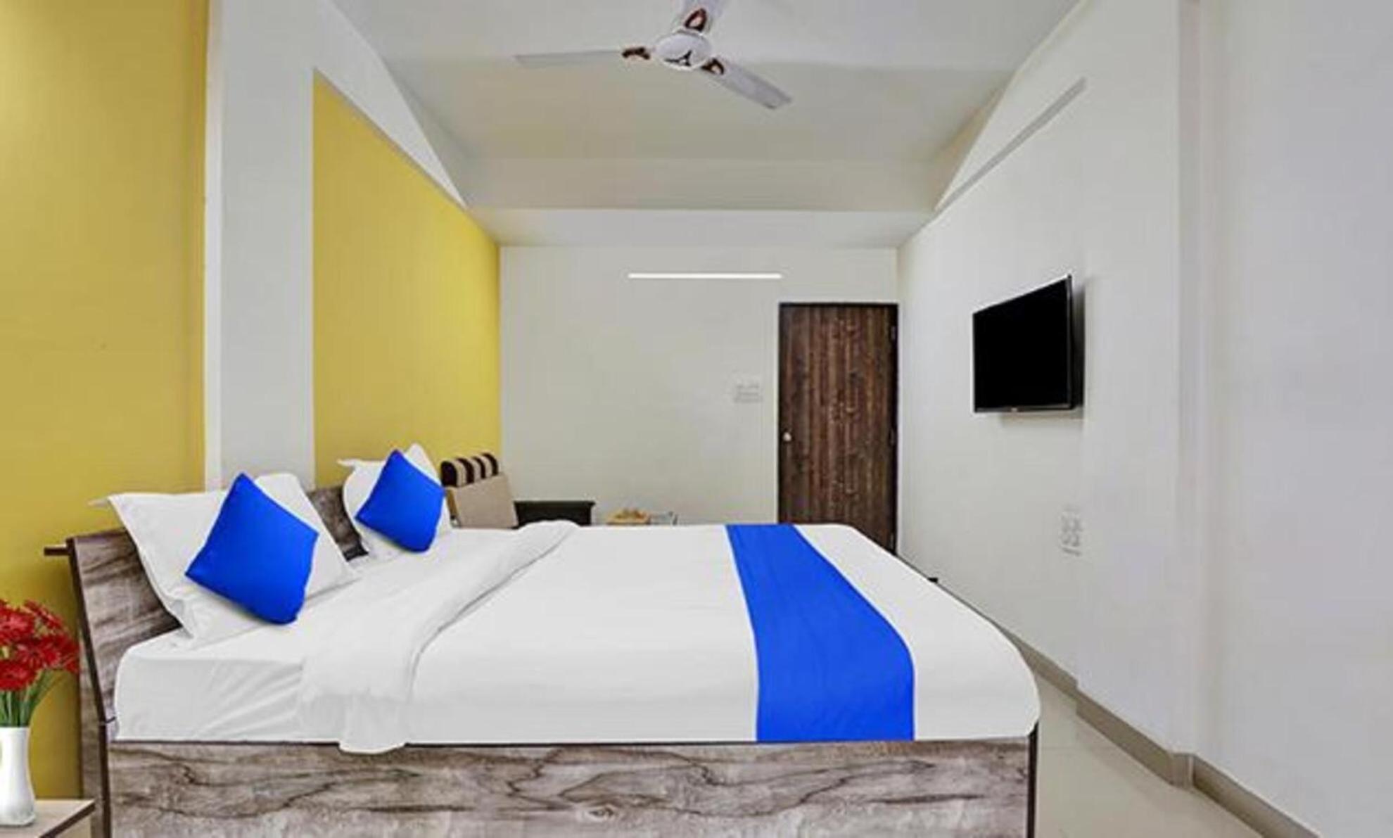 Fabhotel Relax กันตินาการ์ ภายนอก รูปภาพ